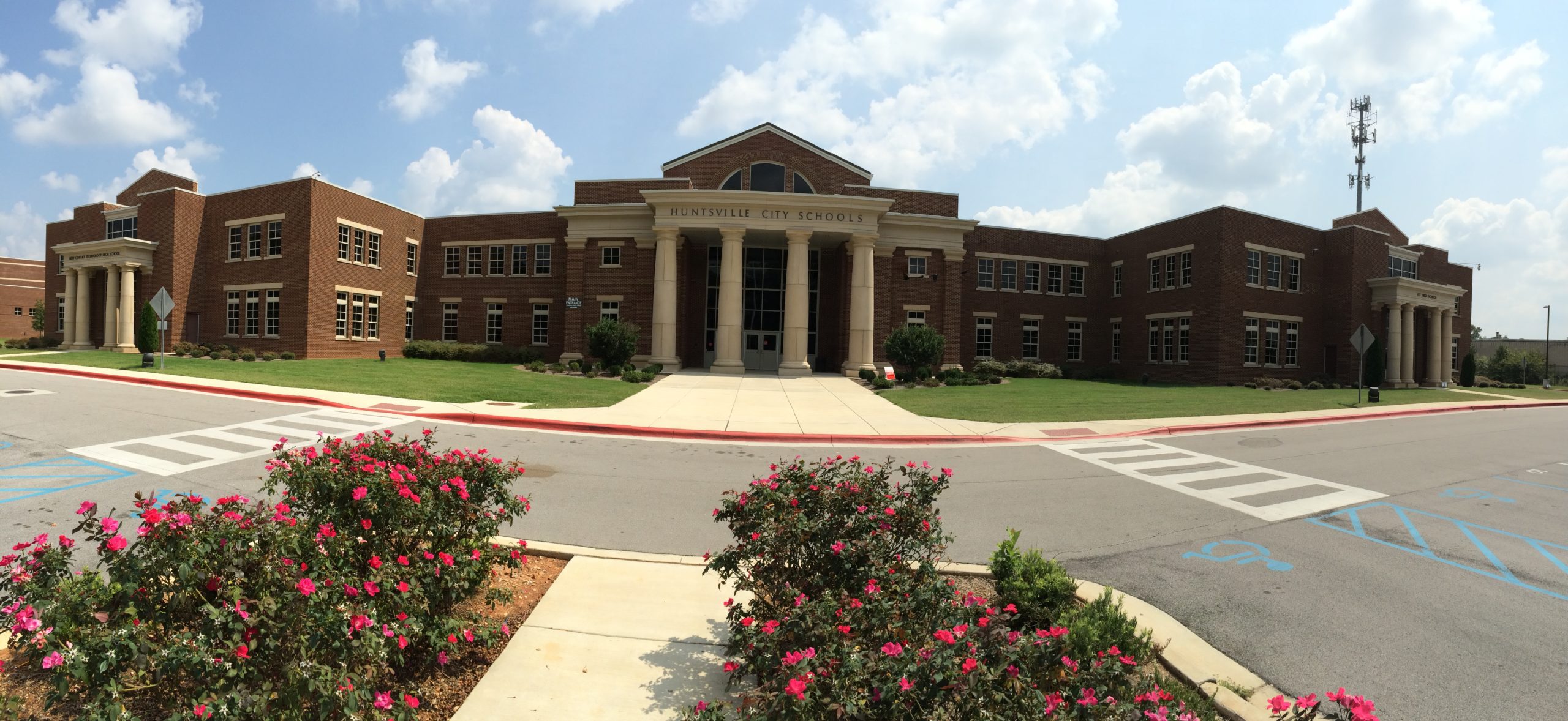 panaroma photo of the front of Huntsville City Schools entrance