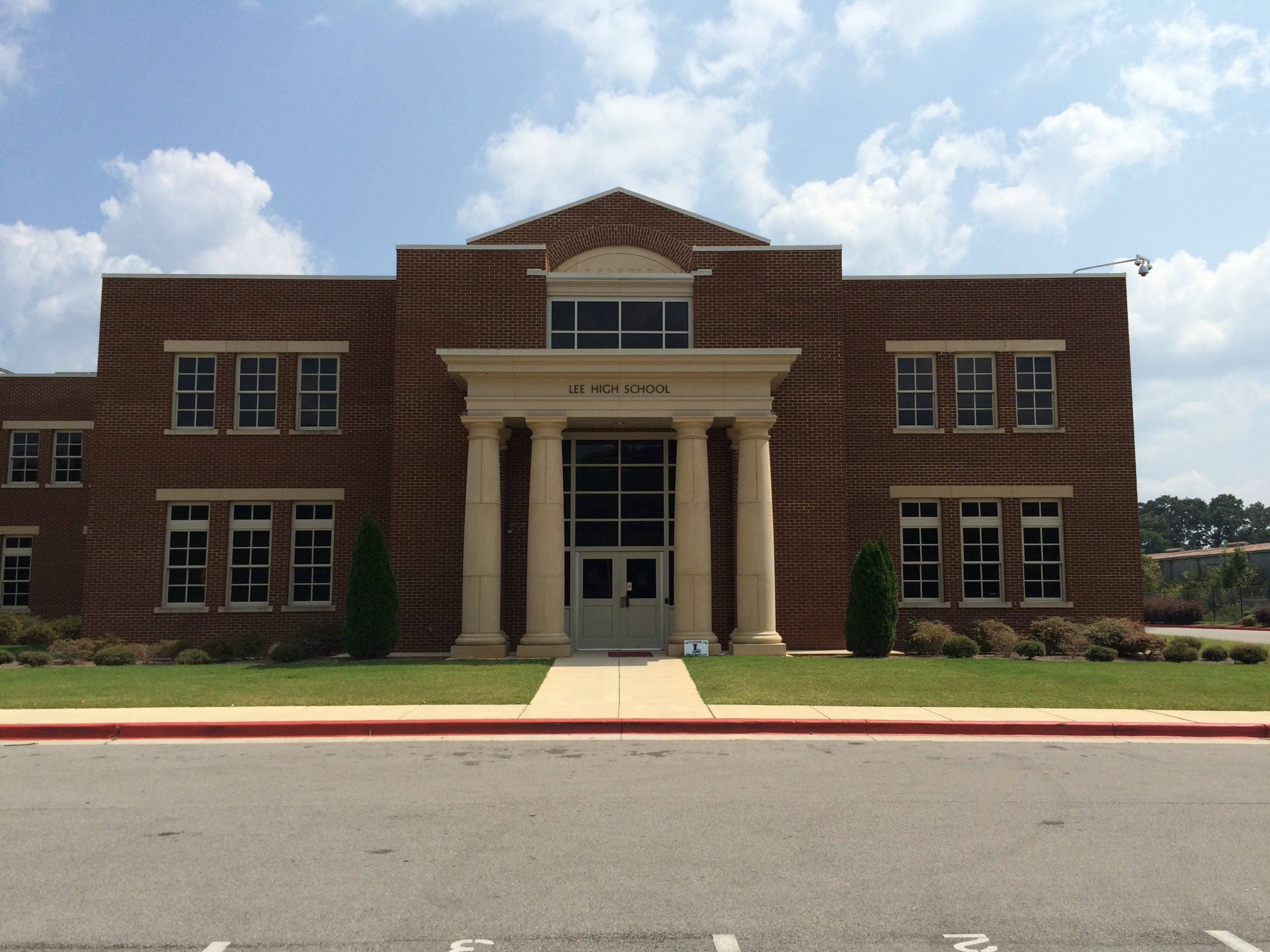 entrance to Lee High School
